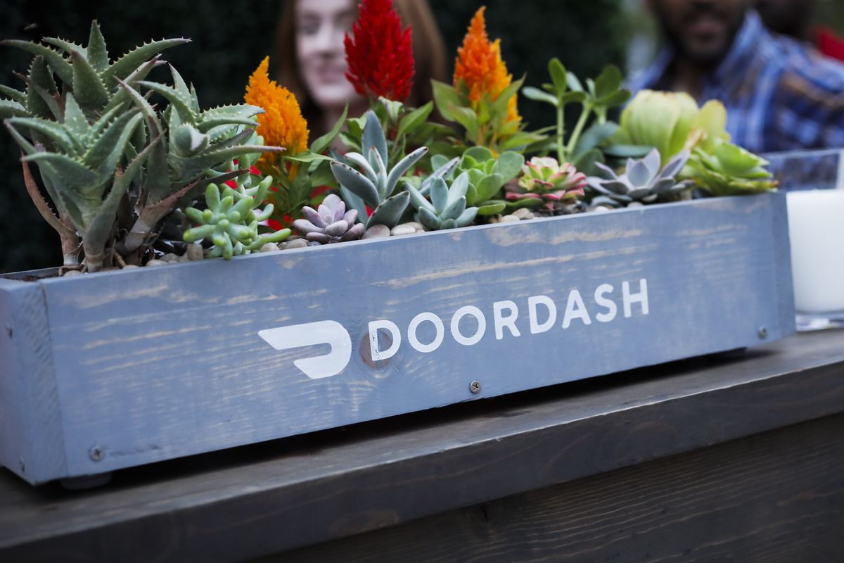 Make Things Easy When Ordering Food Online Assisted By Doordash Reviews