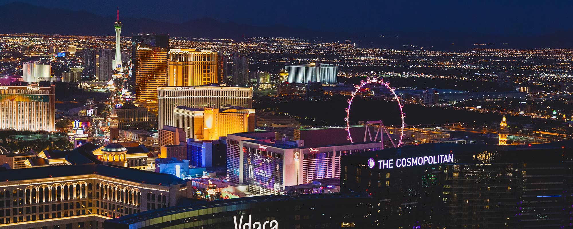 Experience the best stay with Vegas.com to let things fall as per your need